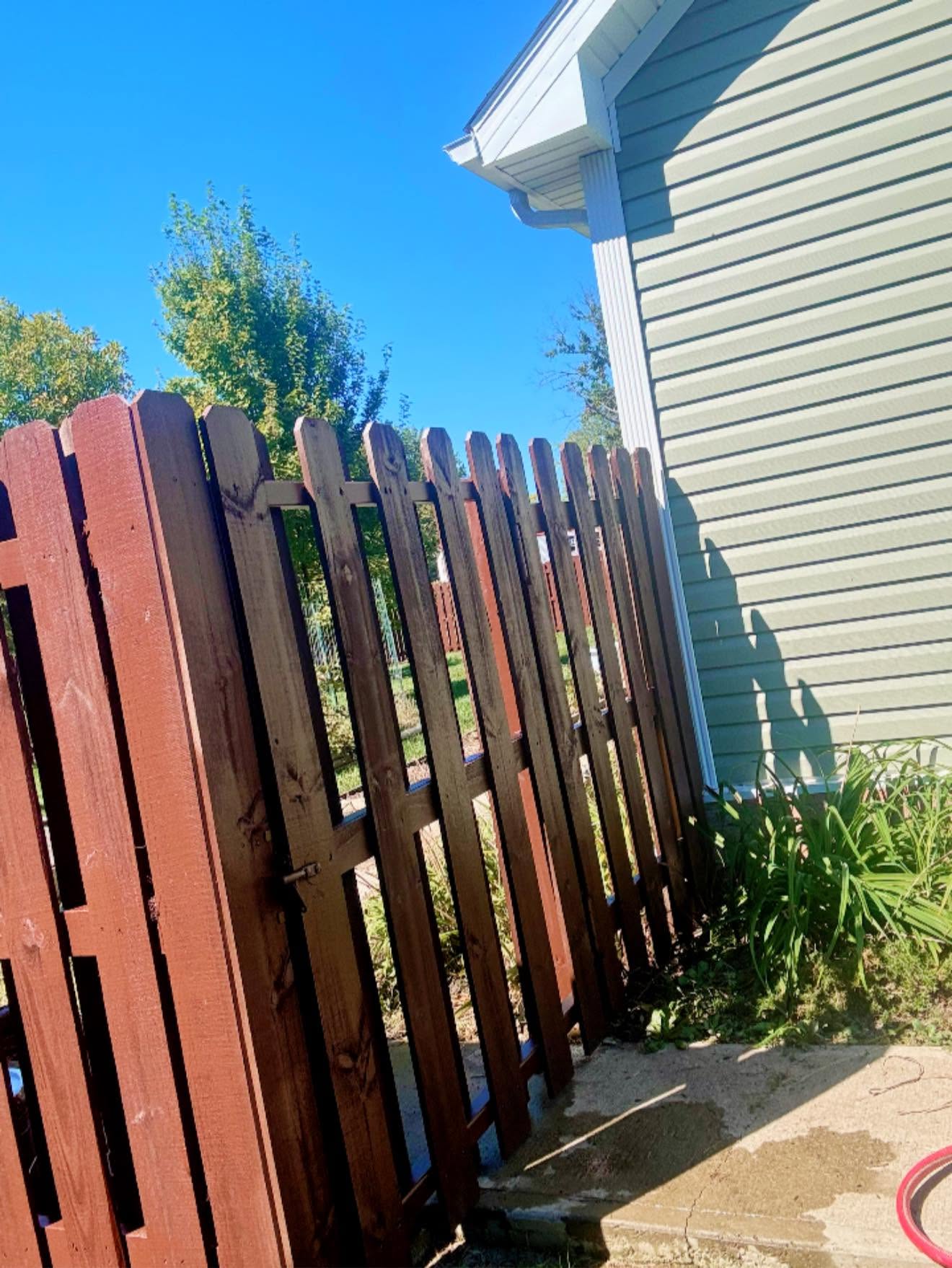 Privacy fence